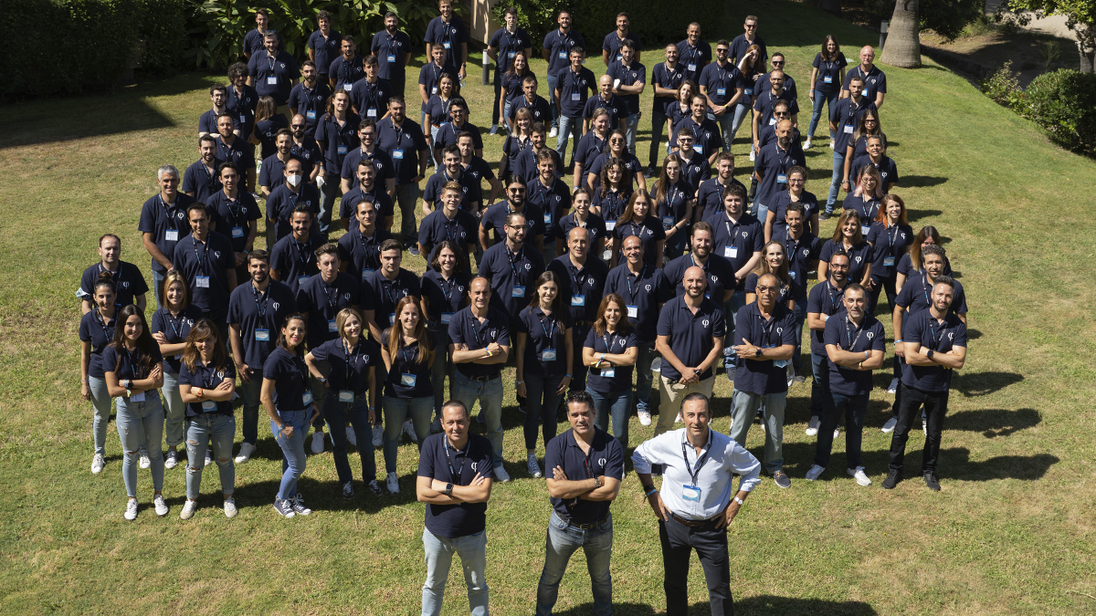 FacePhi staff
