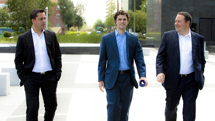 FacePhi directive board members