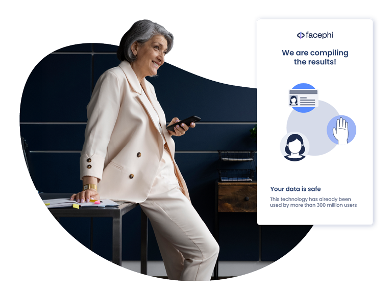 Cadre utilisant une tablette pour consulter des données