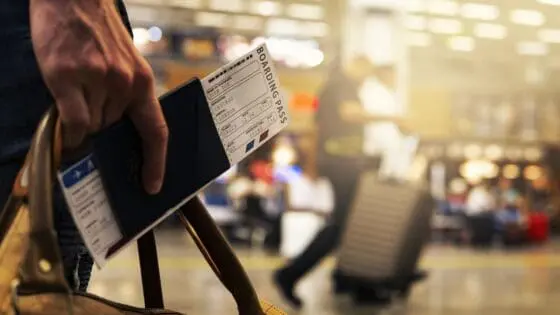 Aeropuertos sin papeles: cómo las aerolíneas adoptan identidad digital conforme a la normativa en 2026