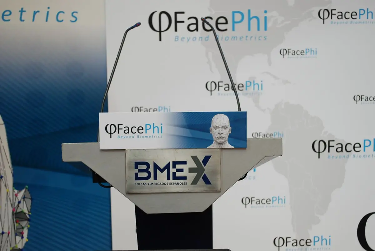 estrado FacePhi