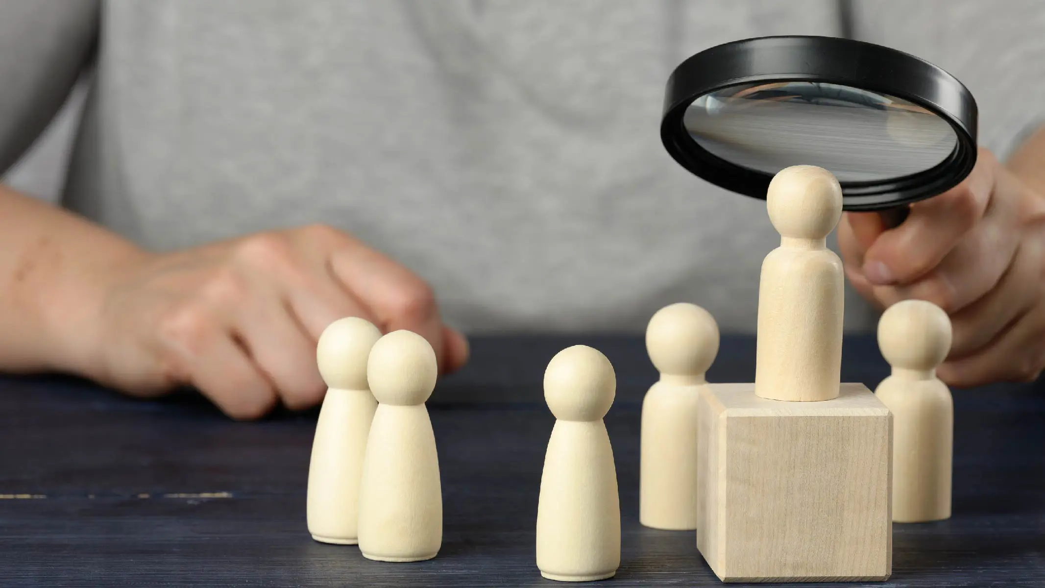 ¿Qué significan AML y KYC y cuál es su relación? 