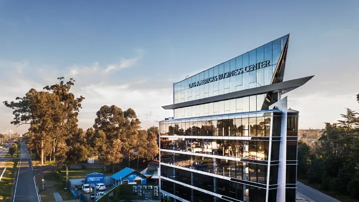 Fachada de la sede de facephi en LATAM