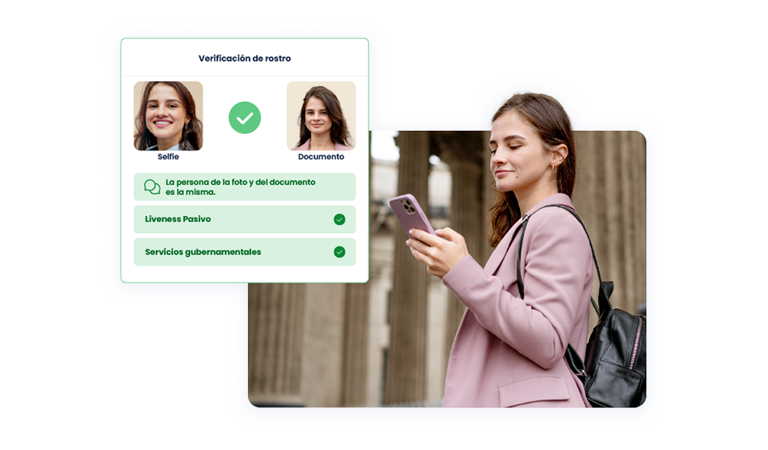 Usuaria haciendo una verificación de su rostro a través de un dispositivo móvil