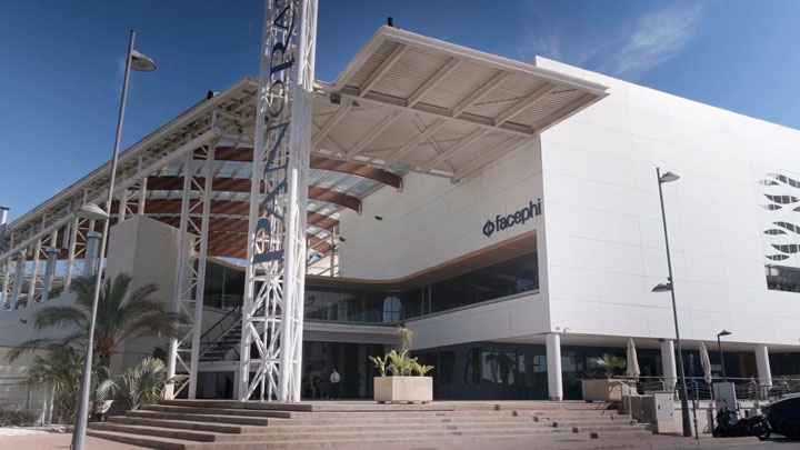 Fachada de los Headquarters de Facephi en Alicante